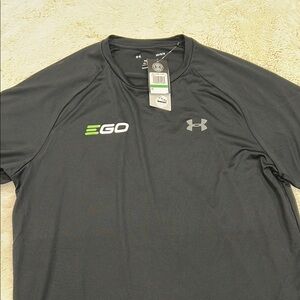 NWT Under Armour Men's Black Athletic Tee